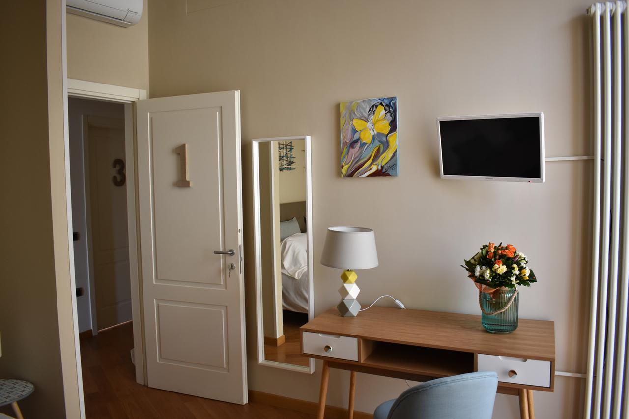 I Vicere B&B Deluxe Naples Exterior photo
